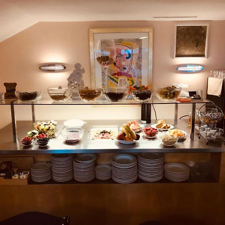 Hotel Baeren ลาเชน ภายนอก รูปภาพ
