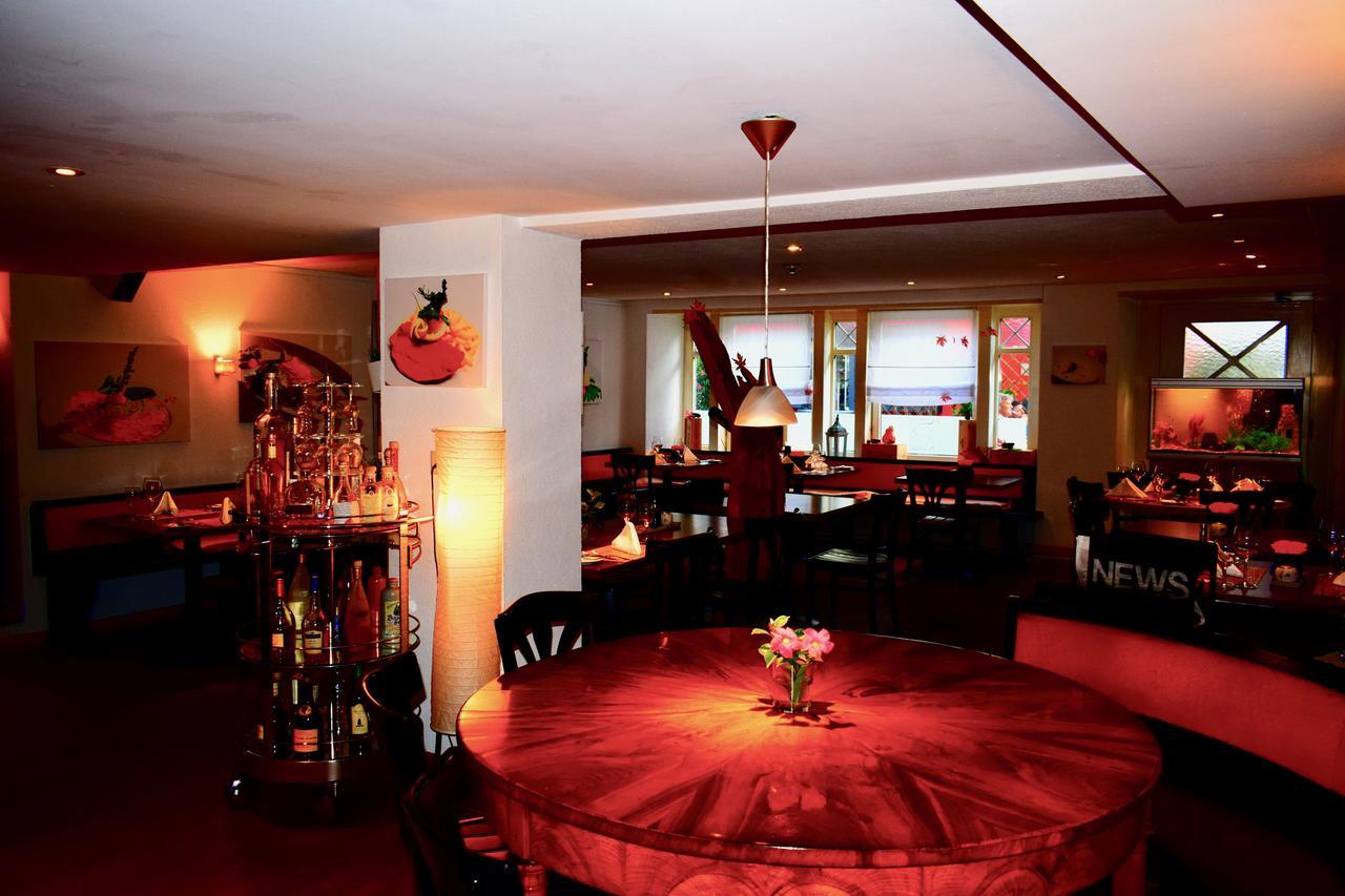 Hotel Baeren ลาเชน ภายนอก รูปภาพ