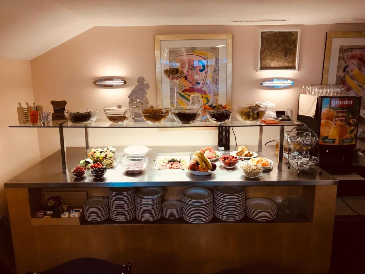 Hotel Baeren ลาเชน ภายนอก รูปภาพ